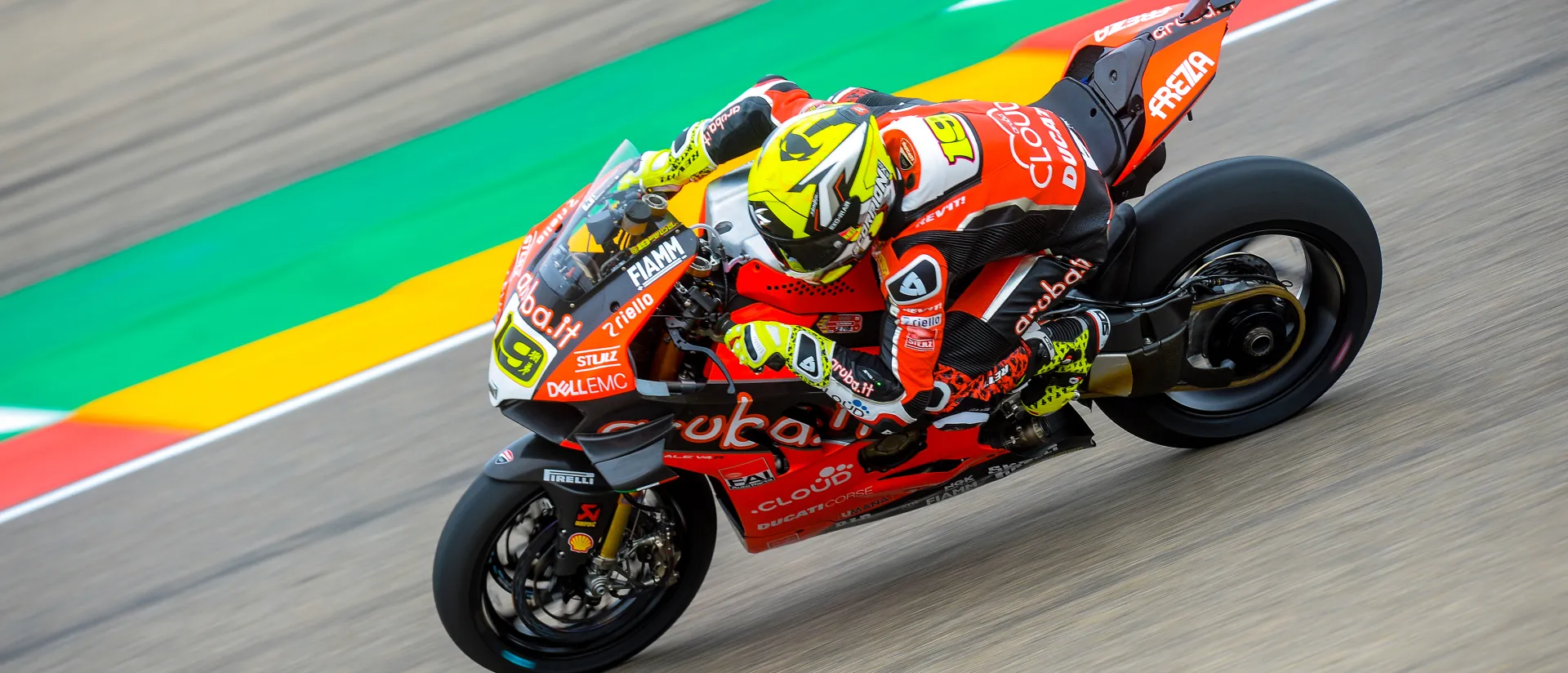 Bautista marca el ritmo en la primera jornada de las Superbikes en MotorLand Bautista marca el ritmo en la primera jornada de las Superbikes en MotorLand