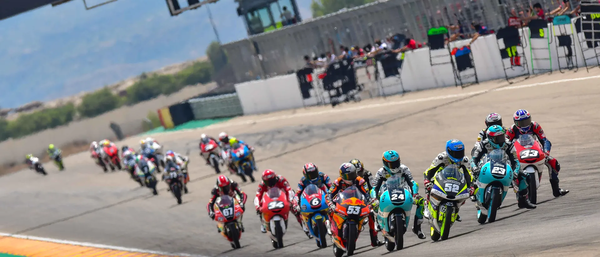 Victorias de Pons, Garzó, Guevara y Artigas en el FIM CEV Repsol en MotorLand Victorias de Pons, Garzó, Guevara y Artigas en el FIM CEV Repsol en MotorLand