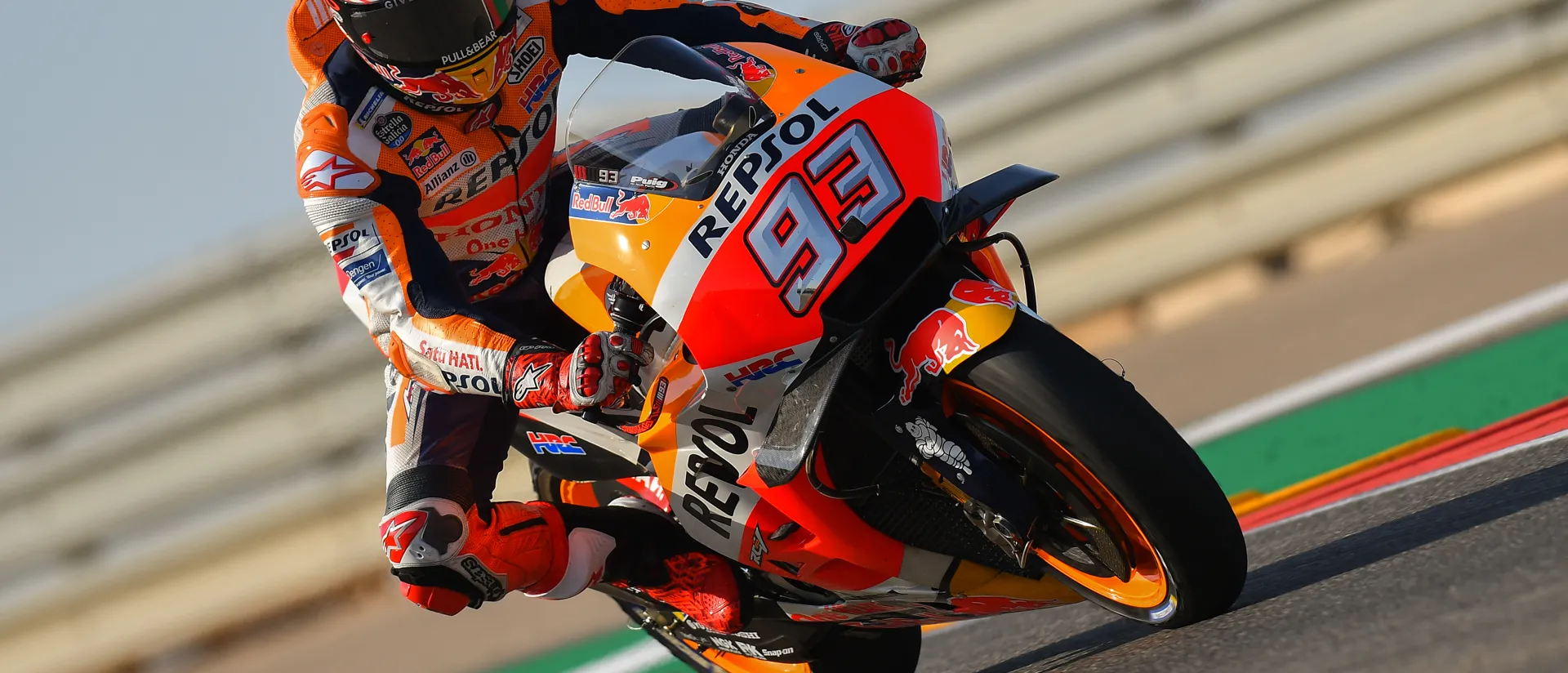 Amplia cobertura del Gran Premio Michelin de Aragón de MotoGP a través de las redes sociales de MotorLand Amplia cobertura del Gran Premio Michelin de Aragón de MotoGP a través de las redes sociales de MotorLand