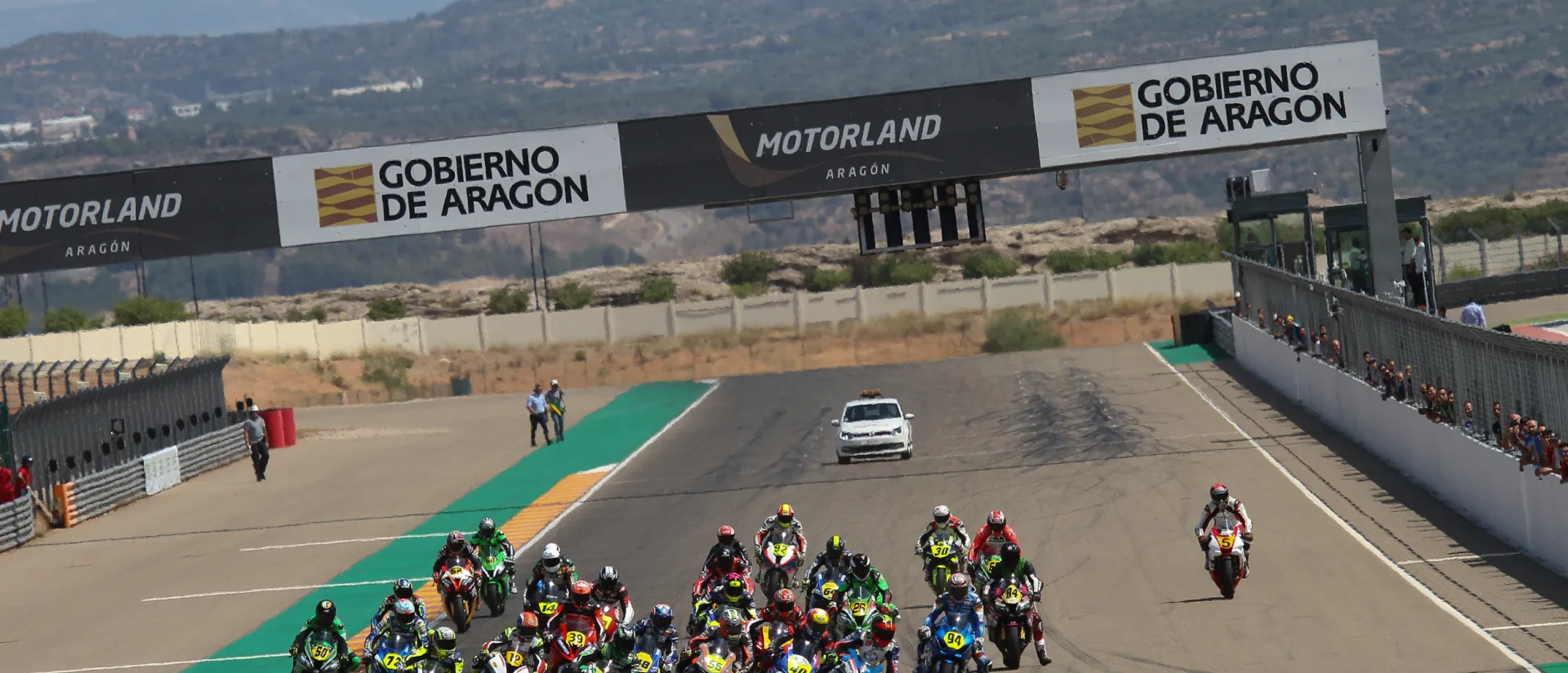 Poles de Gutiérrez, Scheib, Orradre y Sola en un emocionante arranque del Campeonato de España Cetelem de Superbike en MotorLand Poles de Gutiérrez, Scheib, Orradre y Sola en un emocionante arranque del Campeonato de España Cetelem de Superbike en MotorLand