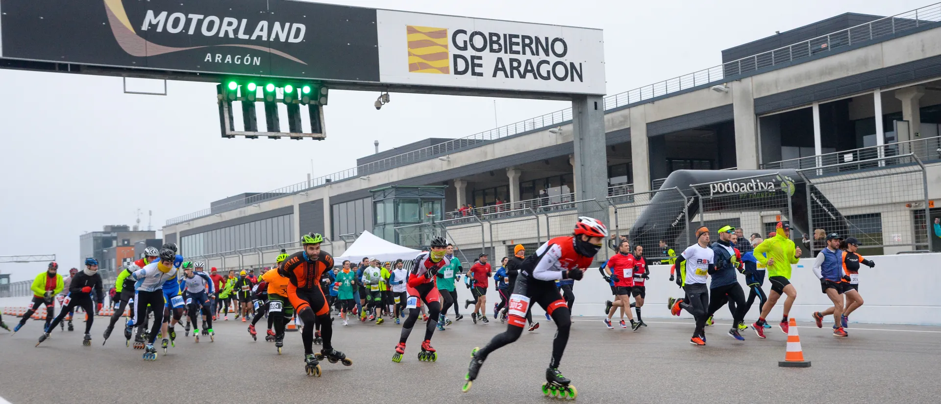 La Invernal abre la temporada en MotorLand reuniendo a 1.200 deportistas solidarios La Invernal abre la temporada en MotorLand reuniendo a 1.200 deportistas solidarios