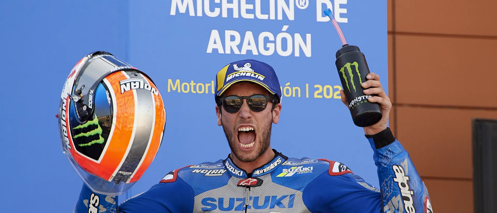 Alex Rins consigue su primera victoria de la temporada en MotorLand durante el Gran Premio Michelin® de Aragón de MotoGP