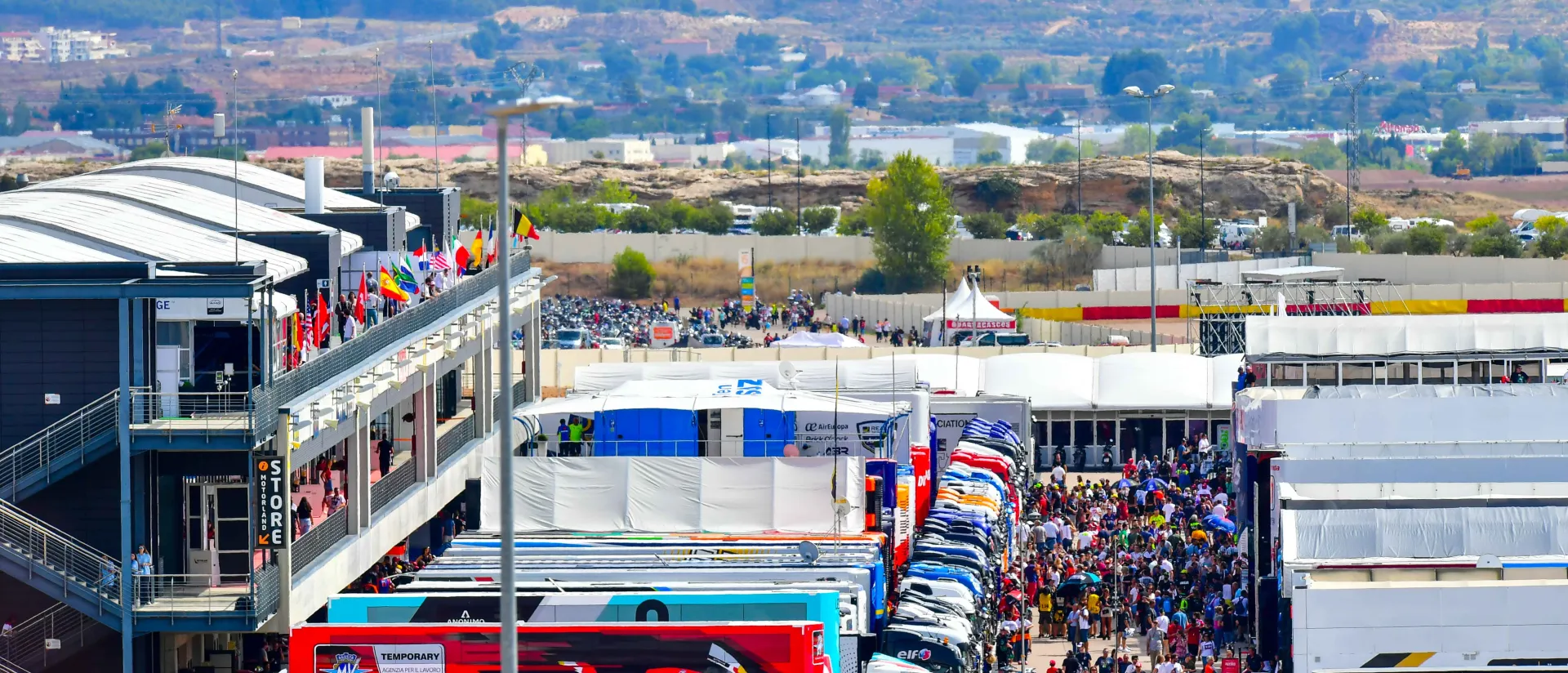 Casi 6.000 personas formarán el amplio dispositivo humano encargado del Gran Premio GoPro de Aragón Casi 6.000 personas formarán el amplio dispositivo humano encargado del Gran Premio GoPro de Aragón