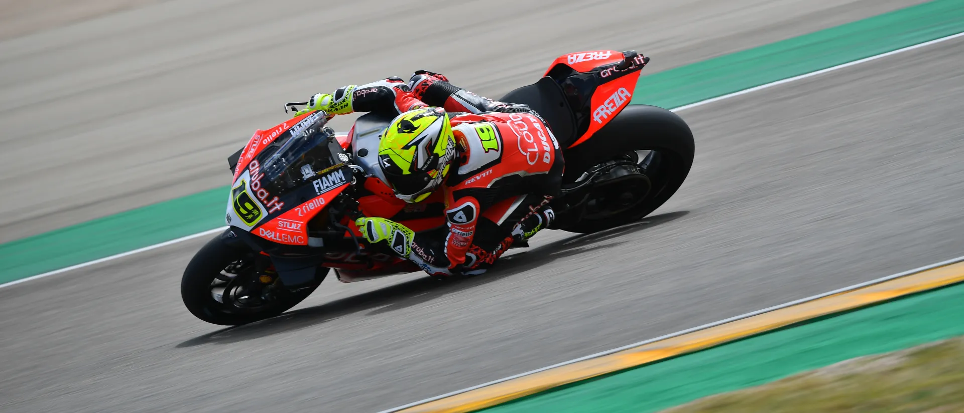 A la venta las entradas para la prueba del Campeonato del Mundo Motul FIM de Superbike 2020 que acoge MotorLand Aragón del 22 al 24 de mayo A la venta las entradas para la prueba del Campeonato del Mundo Motul FIM de Superbike 2020 que acoge MotorLand Aragón del 22 al 24 de mayo