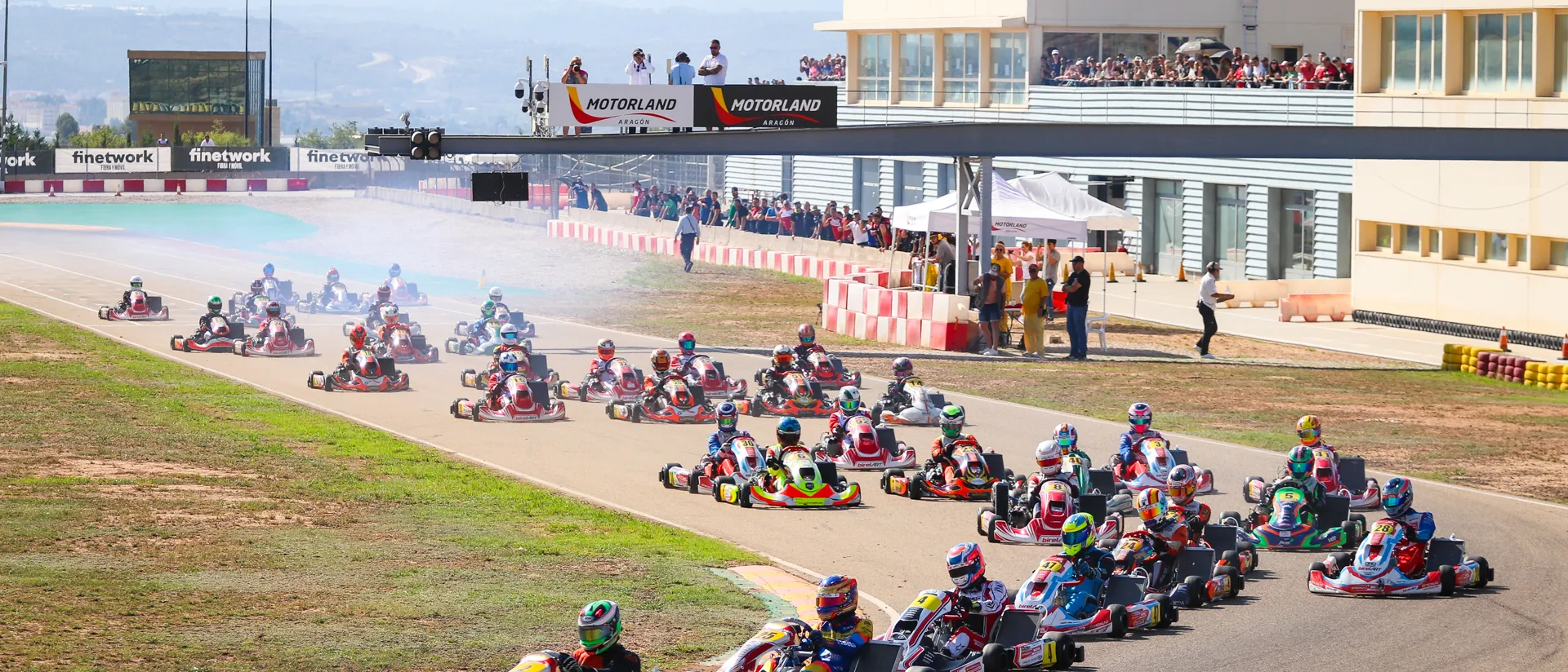 El Karting de MotorLand Aragón se viste de gala para el domingo de carreras del CEK Finetwork El Karting de MotorLand Aragón se viste de gala para el domingo de carreras del CEK Finetwork