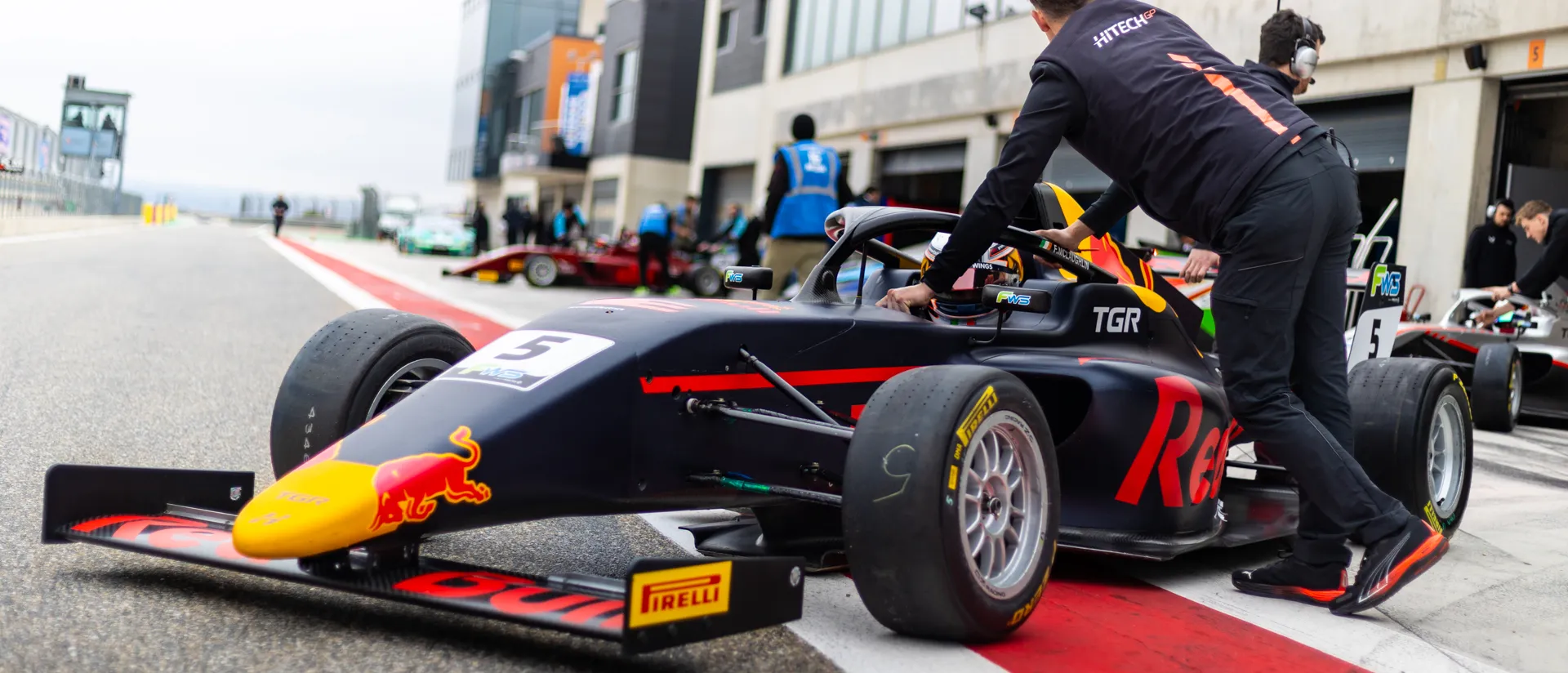 El Máster en Ingeniería del Motorsport inicia su 5ª Edición con una experiencia inmersiva en MotorLand Aragón El Máster en Ingeniería del Motorsport inicia su 5ª Edición con una experiencia inmersiva en MotorLand Aragón
