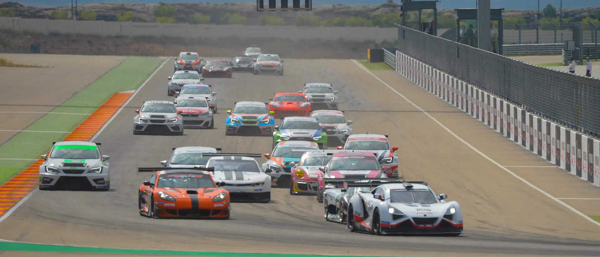 El espectáculo del Campeonato de España de Resistencia conquista MotorLand El espectáculo del Campeonato de España de Resistencia conquista MotorLand