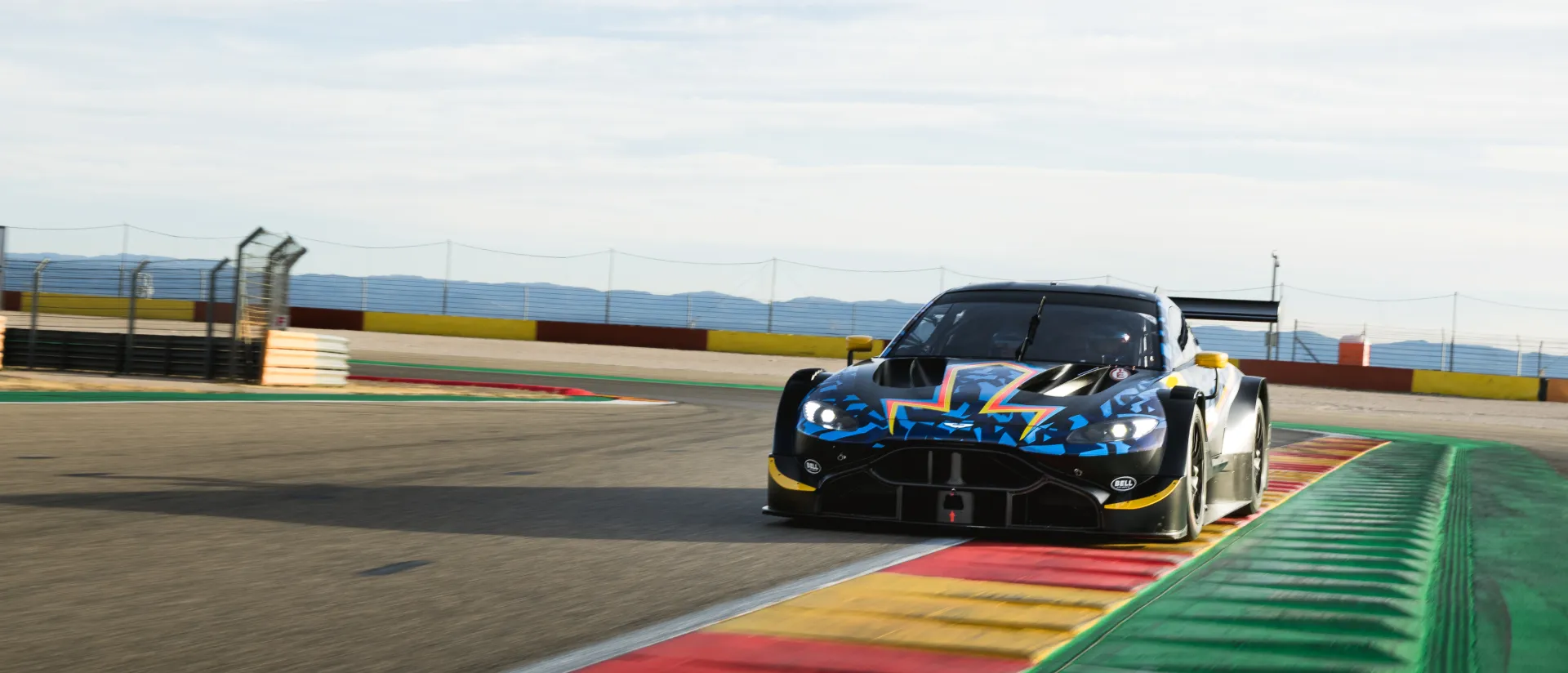 Fernando Alonso realiza un “Training Camp” privado en Motorland Aragón Fernando Alonso realiza un “Training Camp” privado en Motorland Aragón