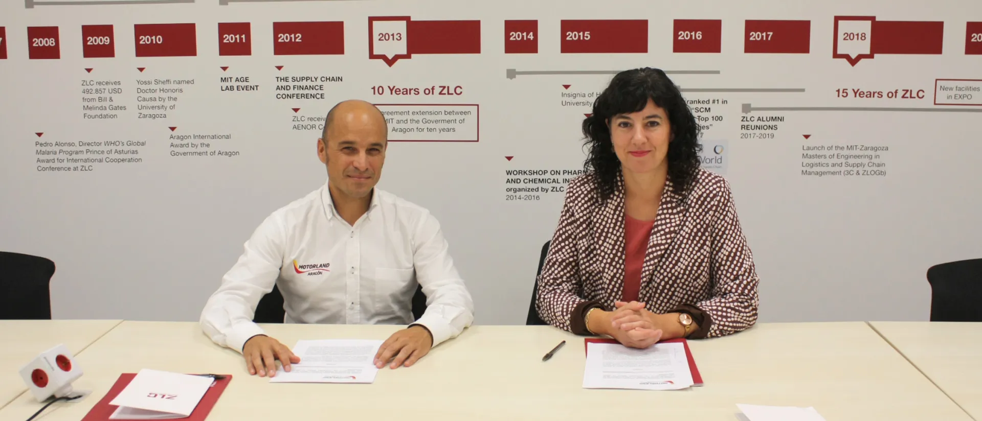 MotorLand Aragón y la Fundación Zaragoza Logistics Center suman fuerzas para el desarrollo de proyectos vinculados a la logística y la cadena de suministro MotorLand Aragón y la Fundación Zaragoza Logistics Center suman fuerzas para el desarrollo de proyectos vinculados a la logística y la cadena de suministro