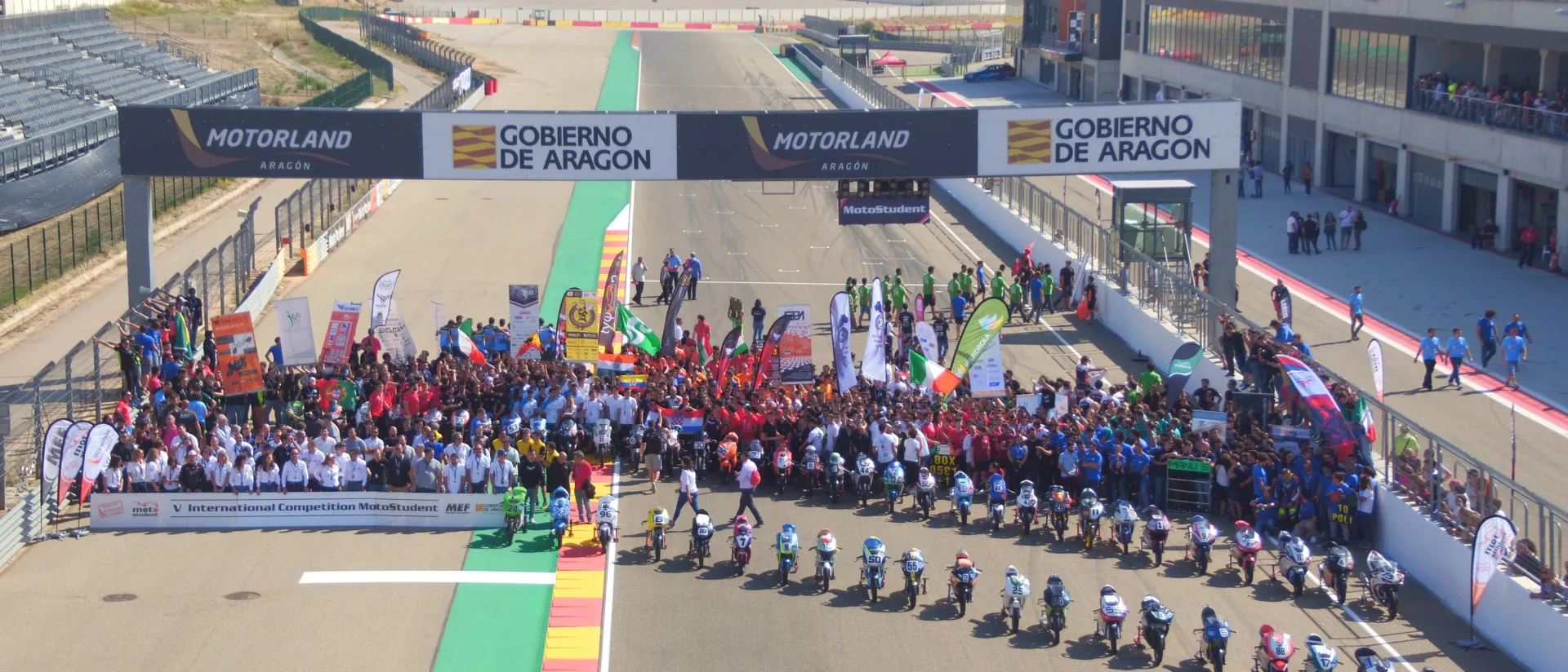 Hasta 88 equipos de 4 continentes competirán en la VI edición de MotoStudent Hasta 88 equipos de 4 continentes competirán en la VI edición de MotoStudent
