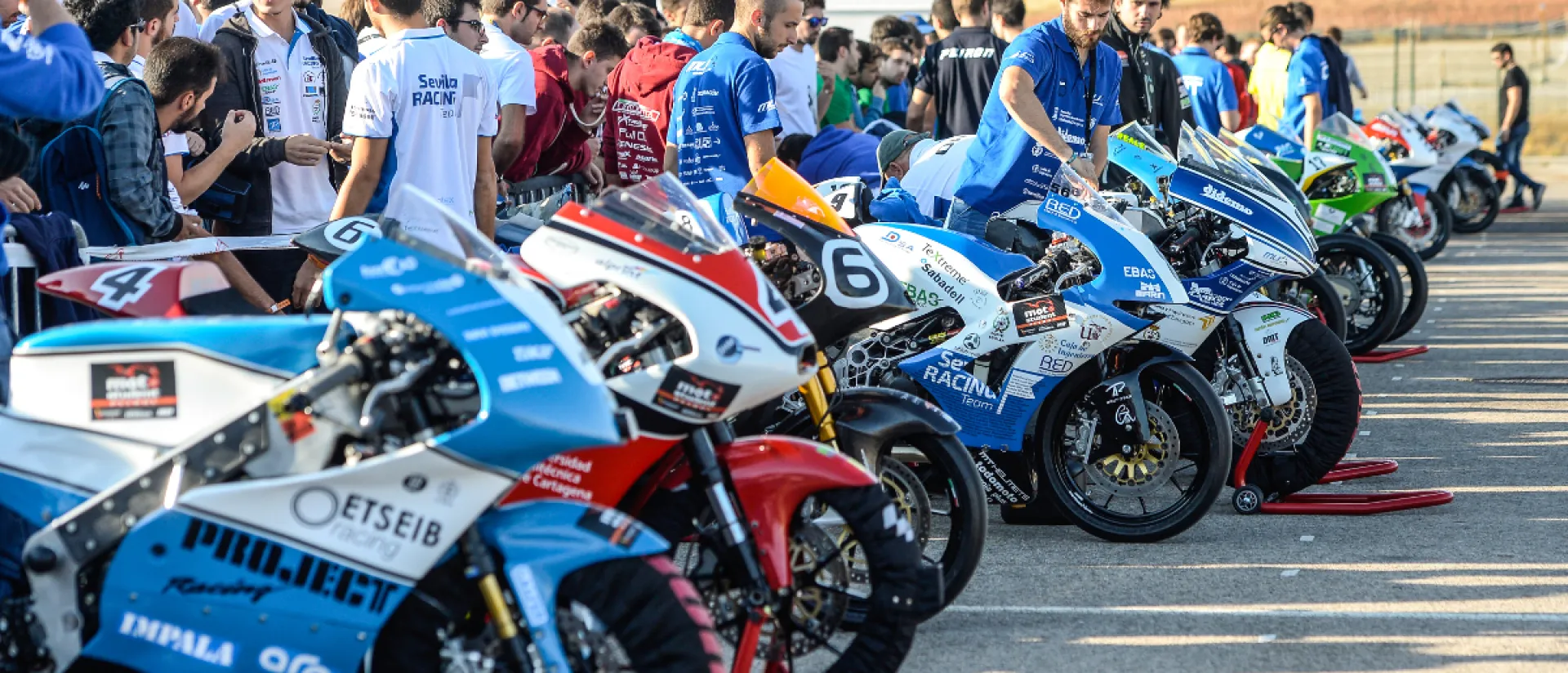 La Competición Internacional MotoStudent recibe el galardón Premio Empresa Teruel como idea innovadora y de éxito La Competición Internacional MotoStudent recibe el galardón Premio Empresa Teruel como idea innovadora y de éxito