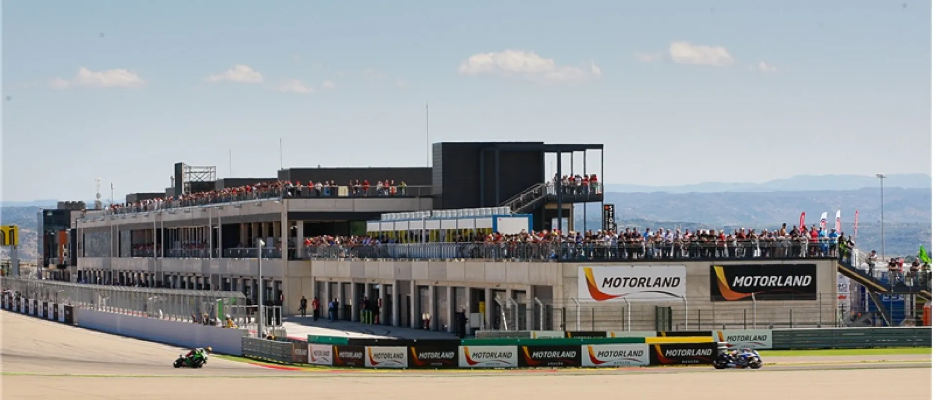 Superbikes en MotorLand: emoción en pista y diversión en el paddock con las actividades paralelas Superbikes en MotorLand: emoción en pista y diversión en el paddock con las actividades paralelas