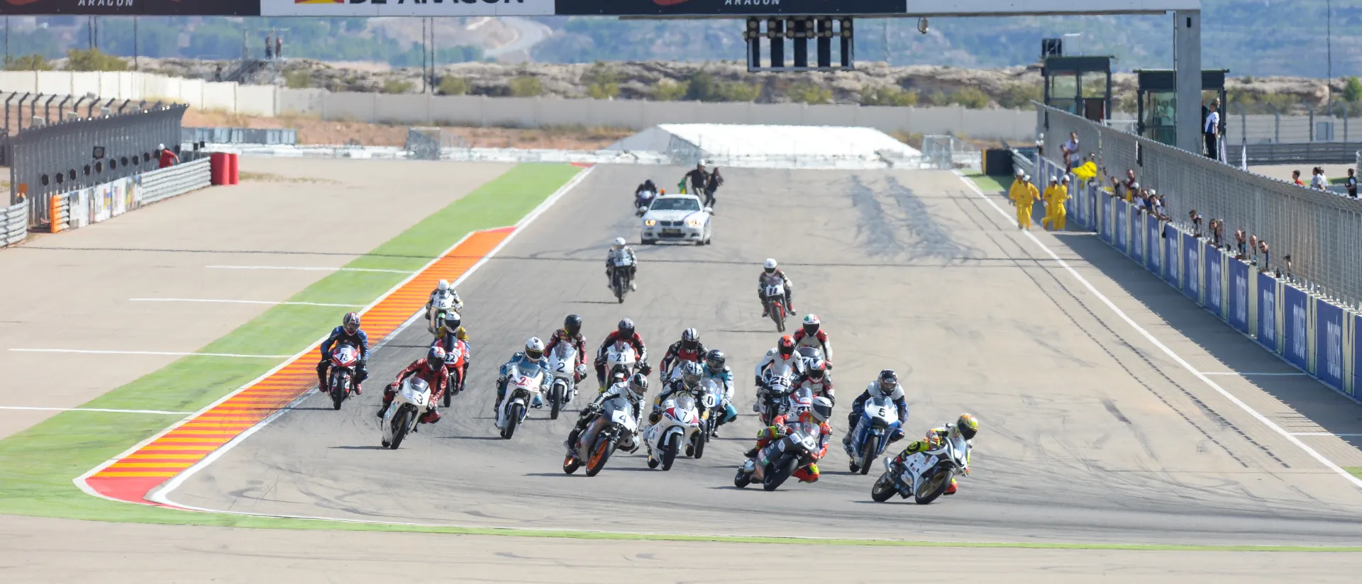 Estudiantes de todo el mundo competirán en la IV Edición de la Competición Internacional MotoStudent Estudiantes de todo el mundo competirán en la IV Edición de la Competición Internacional MotoStudent