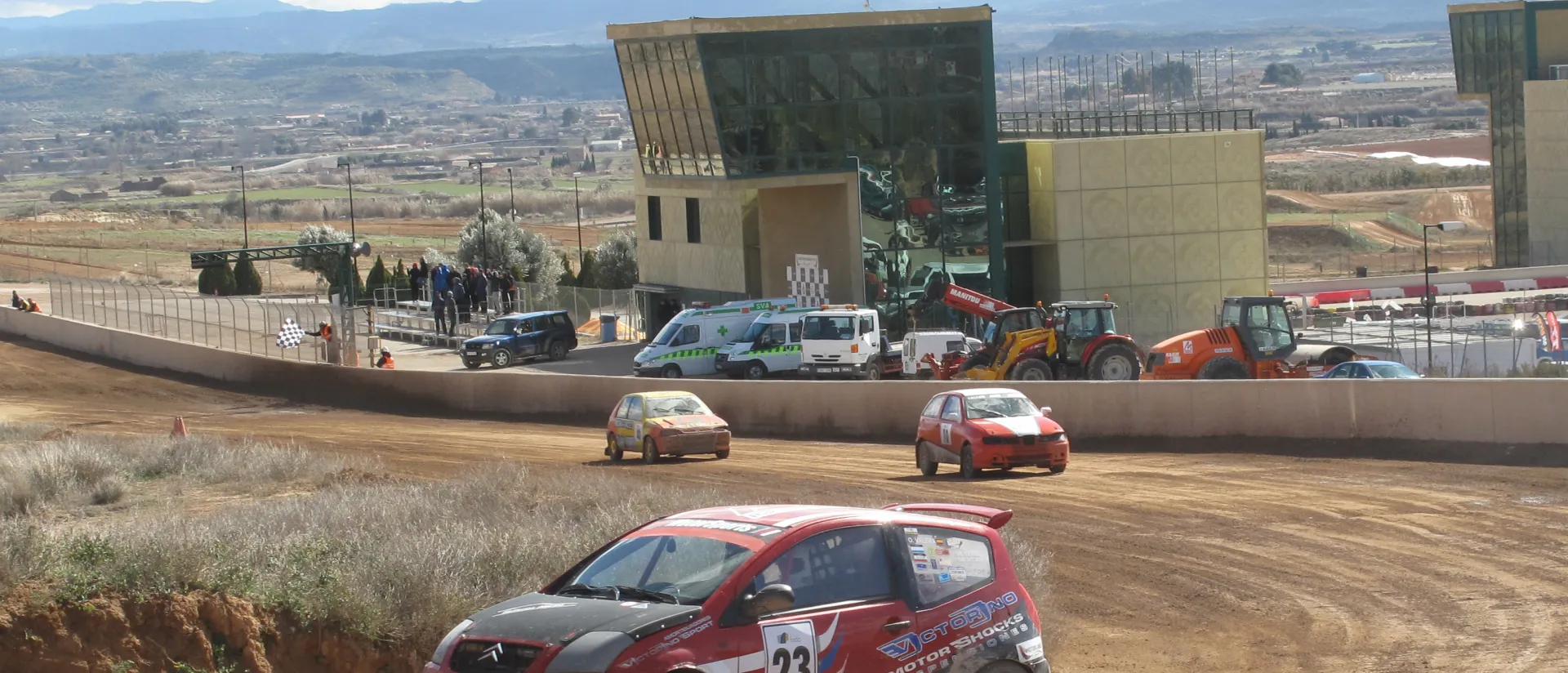 MotorLand abre la temporada con 40 pilotos en la prueba inaugural del Campeonato de Aragón de Autocross MotorLand abre la temporada con 40 pilotos en la prueba inaugural del Campeonato de Aragón de Autocross