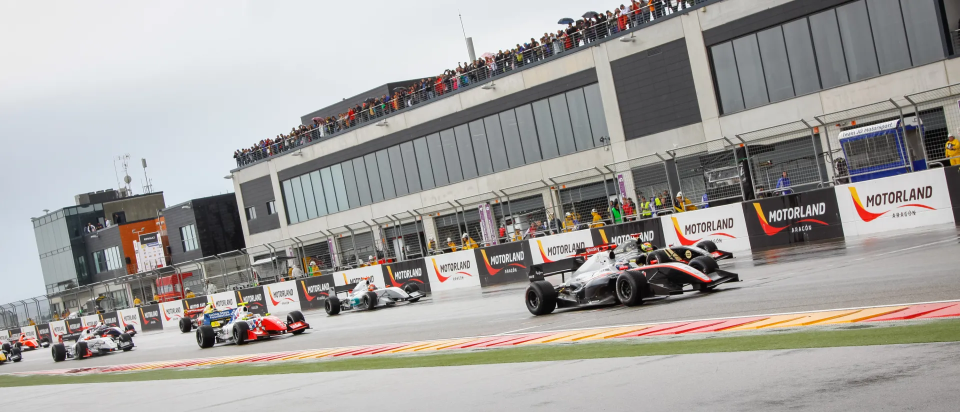 MotorLand vibra un año más con el espectáculo de las World Series by Renault MotorLand vibra un año más con el espectáculo de las World Series by Renault