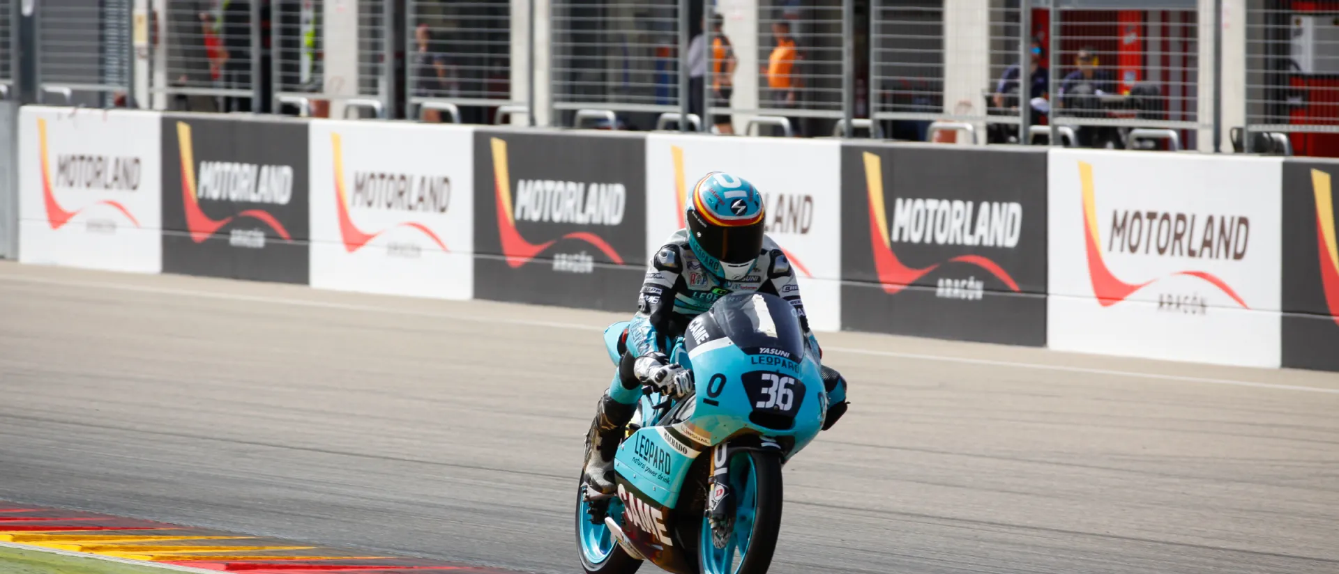 Joan Mir, Edgar Pons y Carmelo Morales se imponen en el FIM CEV Repsol en MotorLand Joan Mir, Edgar Pons y Carmelo Morales se imponen en el FIM CEV Repsol en MotorLand