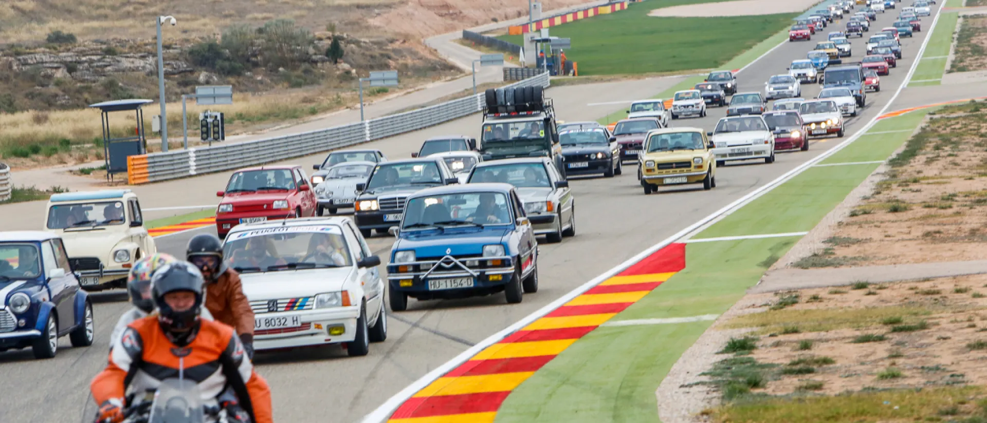 Diversión sin descanso en torno vehículo clásico en el MotorLand Classic Festival y AutoClassic: Diversión sin descanso en torno vehículo clásico en el MotorLand Classic Festival y AutoClassic: