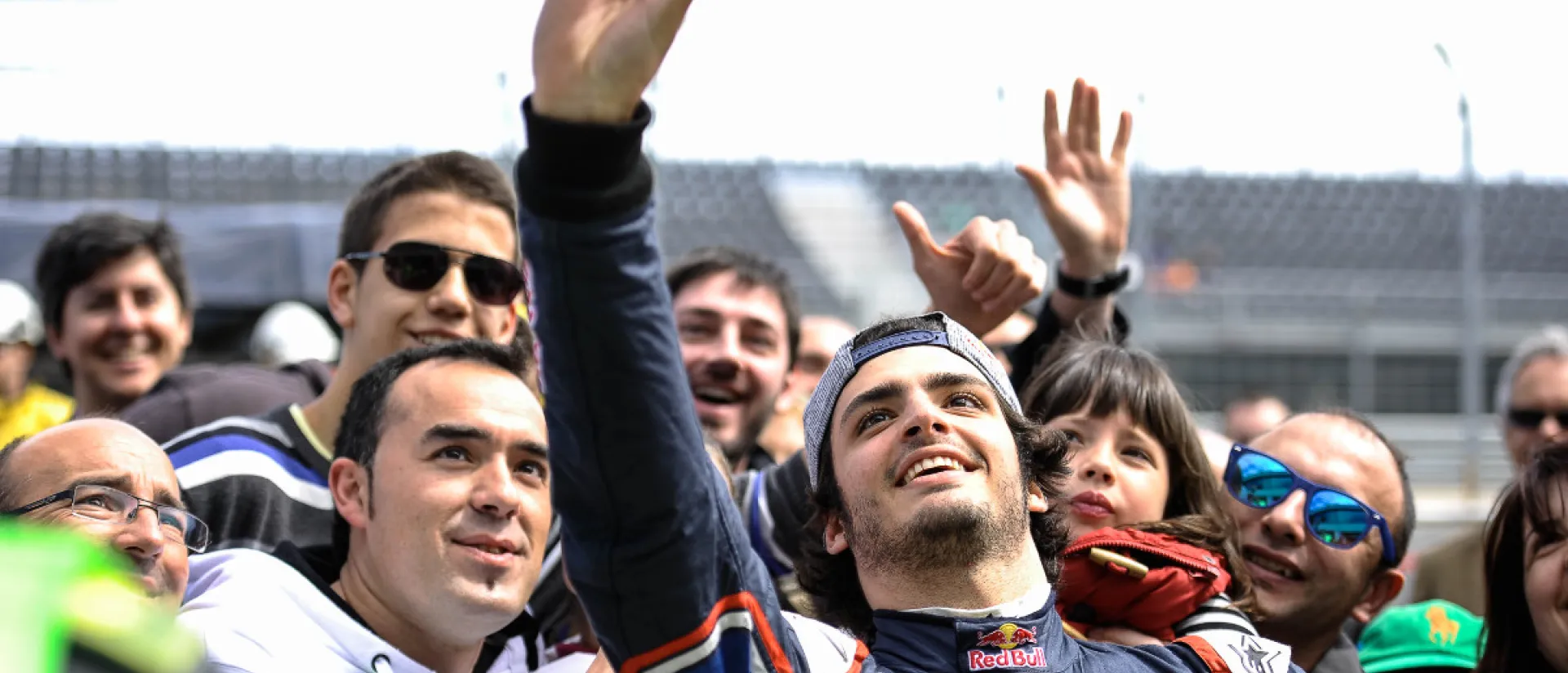 Los selfies más originales en MotorLand pueden tener premio durante las World Series Los selfies más originales en MotorLand pueden tener premio durante las World Series