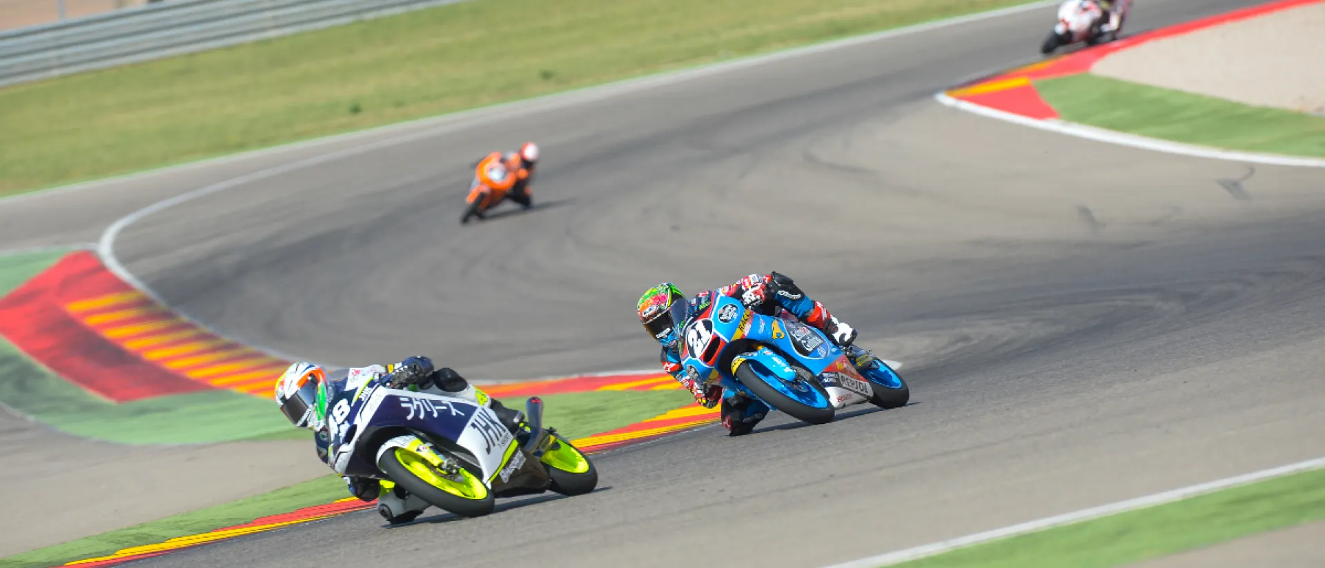 Arranca el espectáculo del FIM CEV Repsol en MotorLand con el primer día de actividad en pista Arranca el espectáculo del FIM CEV Repsol en MotorLand con el primer día de actividad en pista