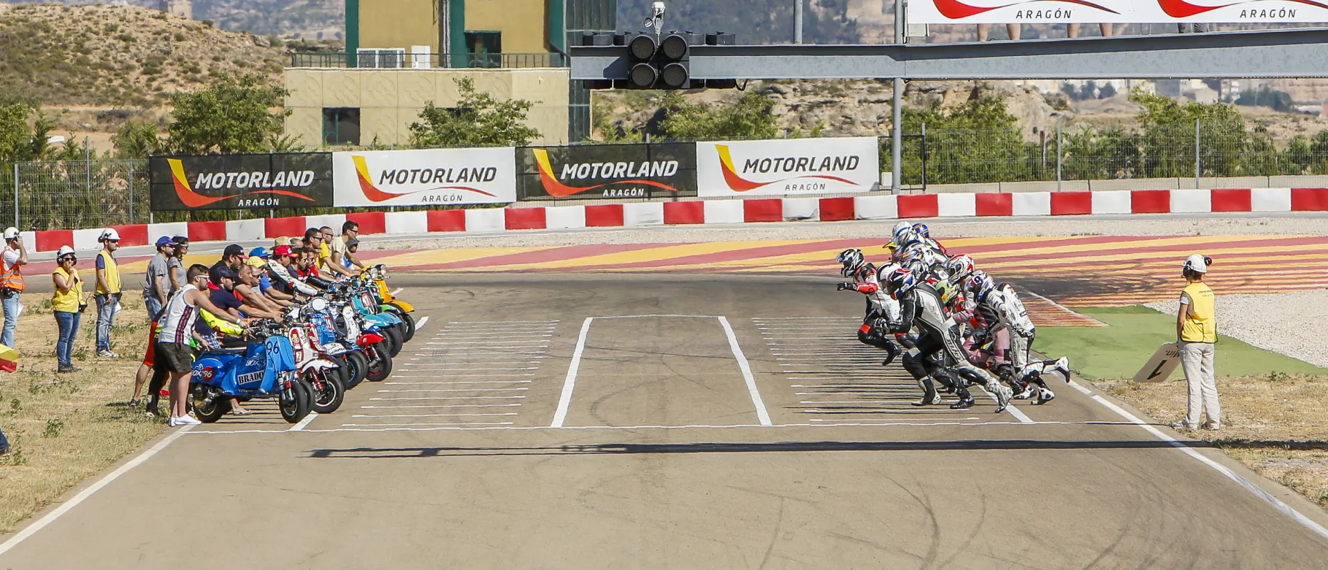Las Vespas tomarán MotorLand este sábado en la octava edición de la carrera de 6h Las Vespas tomarán MotorLand este sábado en la octava edición de la carrera de 6h