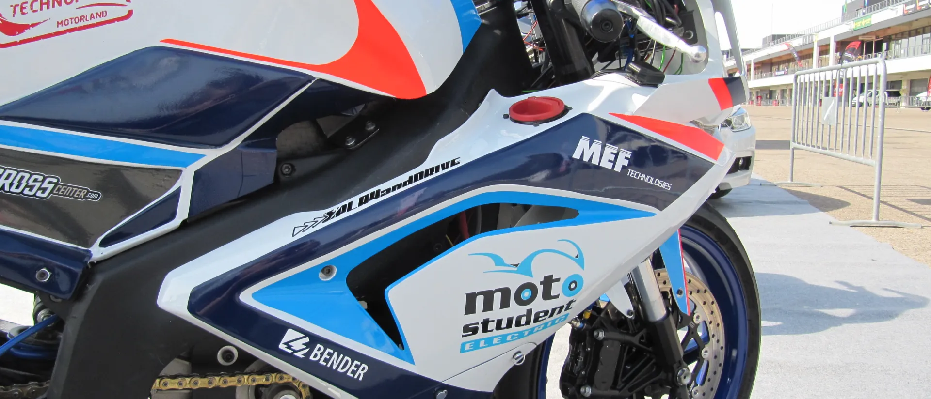 Aterrizan en MotorLand los 52 equipos de universidades internacionales que compiten en MotoStudent Aterrizan en MotorLand los 52 equipos de universidades internacionales que compiten en MotoStudent