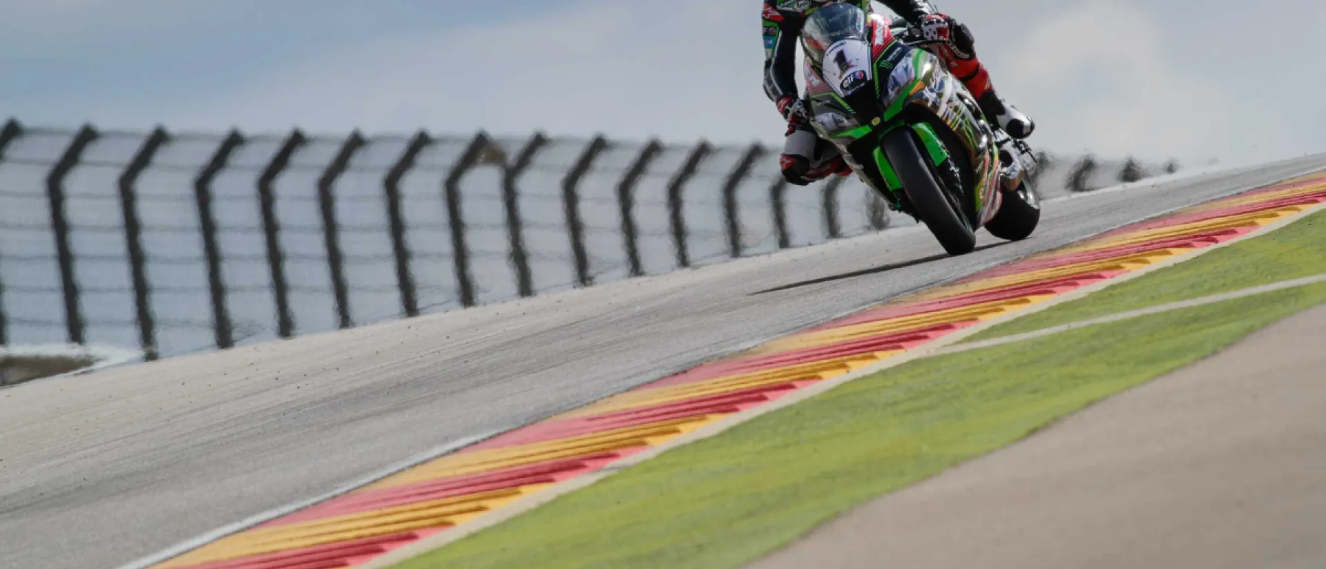 Rea llega lanzado y los pilotos españoles buscarán brillar en la cita de Superbikes en MotorLand Rea llega lanzado y los pilotos españoles buscarán brillar en la cita de Superbikes en MotorLand