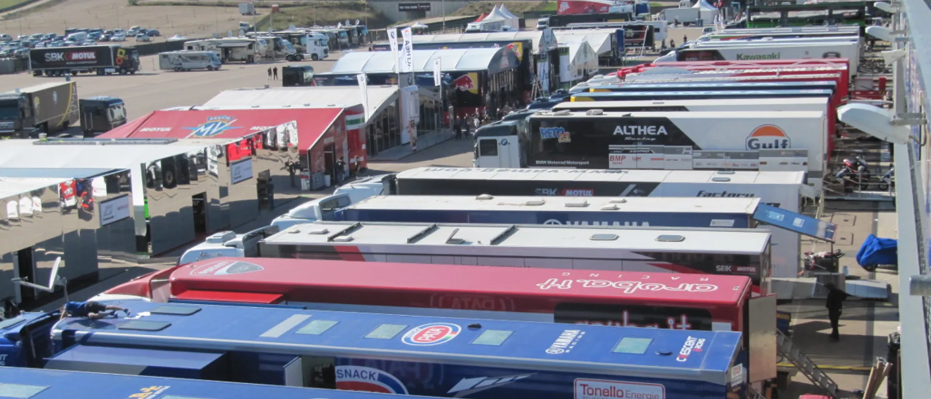 Los equipos, pilotos y organización del mundial de Superbikes desembarcan en MotorLand Los equipos, pilotos y organización del mundial de Superbikes desembarcan en MotorLand