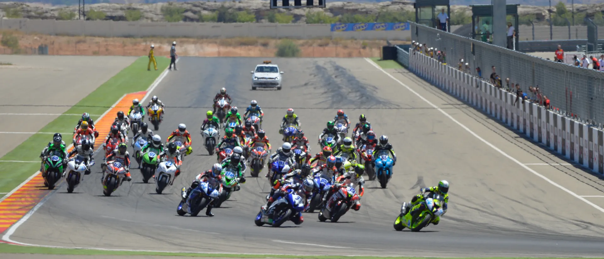 Hasta 180 pilotos de 26 nacionalidades competirán en MotorLand este fin de semana en el Campeonato de España de Velocidad Hasta 180 pilotos de 26 nacionalidades competirán en MotorLand este fin de semana en el Campeonato de España de Velocidad