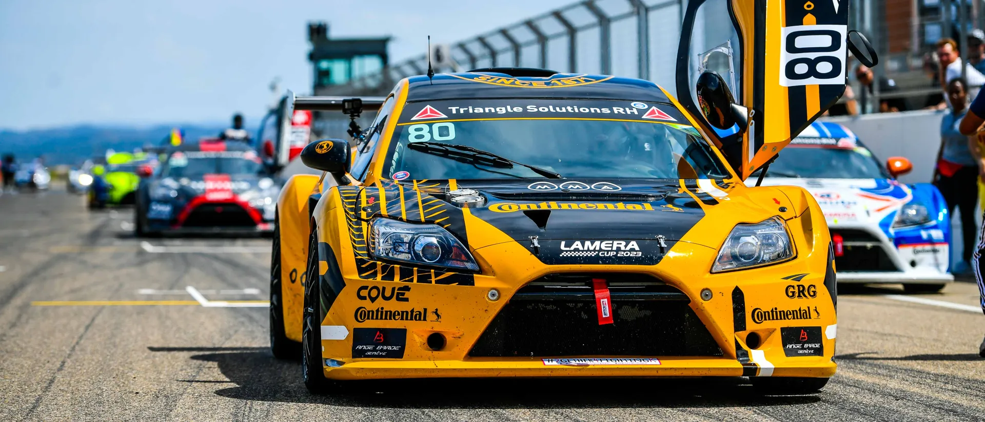 Los pilotos de Lamera Cup ocupan Motorland Aragón y disfrutan de una jornada de resistencia Los pilotos de Lamera Cup ocupan Motorland Aragón y disfrutan de una jornada de resistencia