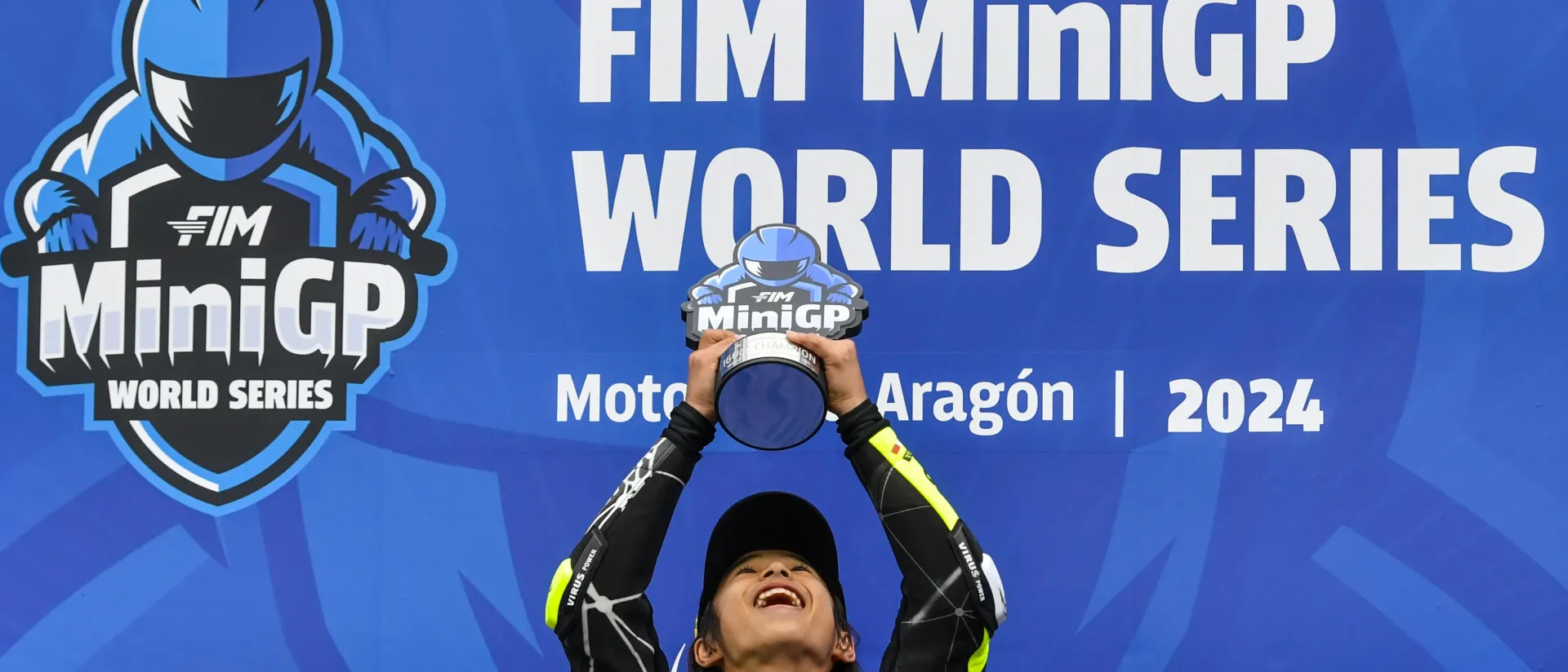 Álvaro Lucas y Waku Kunikate, campeones en la final mundial del FIM MiniGP, despiden la temporada de MotorLand Aragón Álvaro Lucas y Waku Kunikate, campeones en la final mundial del FIM MiniGP, despiden la temporada de MotorLand Aragón