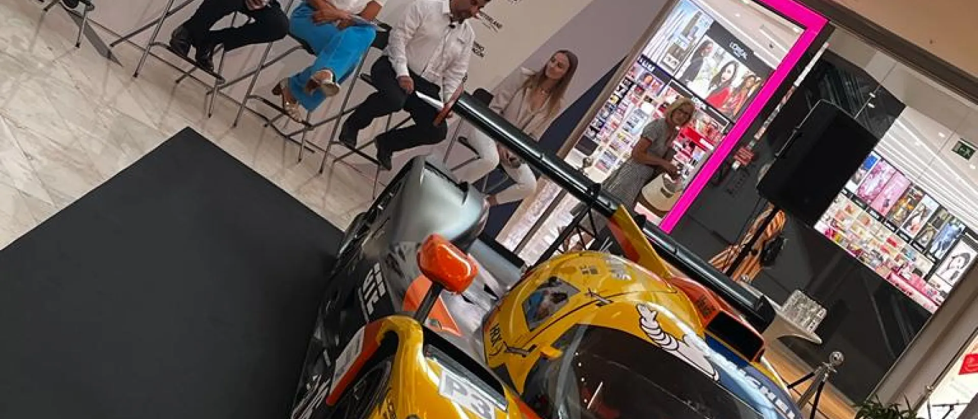 MotorLand presenta la primera edición de las 4 Horas de Aragón en Puerto Venecia con una rueda de prensa, pilotos invitados y un LMP3 MotorLand presenta la primera edición de las 4 Horas de Aragón en Puerto Venecia con una rueda de prensa, pilotos invitados y un LMP3