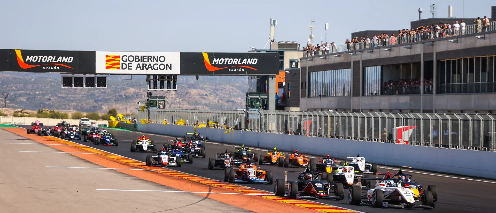 ¡Vuelve la emoción al asfalto! Napa Racing Weekend sorprende con sus primeras cuatro carreras inaugurales en Motorland Aragón ¡Vuelve la emoción al asfalto! Napa Racing Weekend sorprende con sus primeras cuatro carreras inaugurales en Motorland Aragón