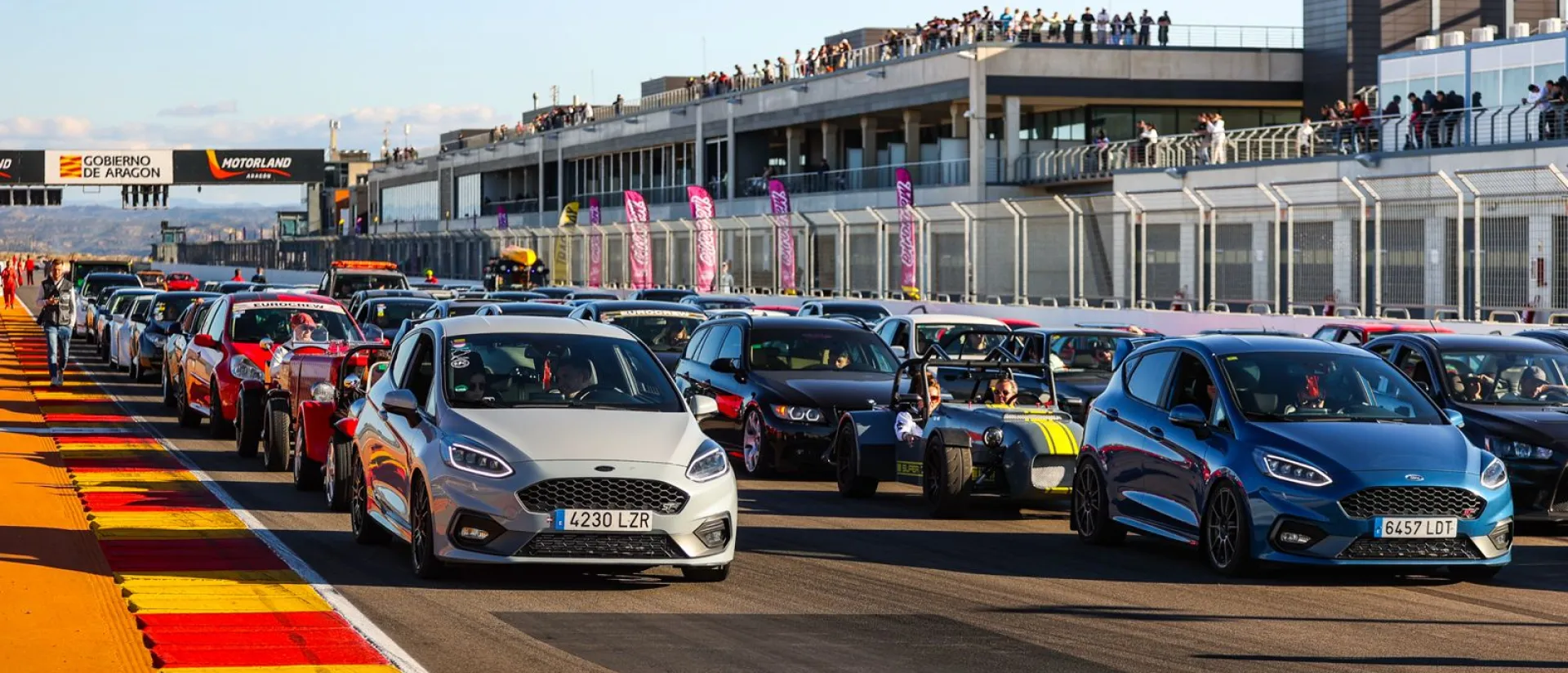 Eurocrew bate su récord de público en MotorLand Aragón con más de 10.600 personas durante el fin de semana Eurocrew bate su récord de público en MotorLand Aragón con más de 10.600 personas durante el fin de semana