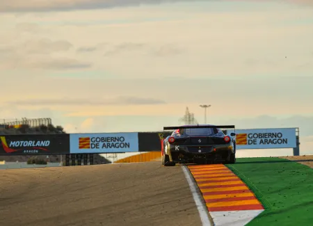Tandas para coches en el circuito de velocidad