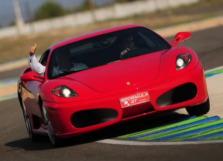 Conducción de coches deportivos Formula GT