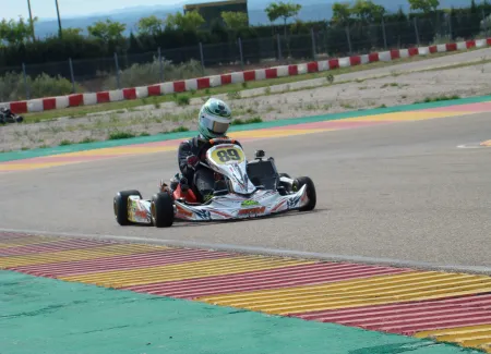  APERTURA -Tandas libres en el Karting Internacional