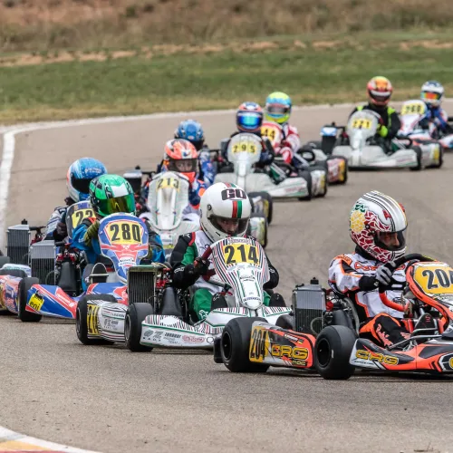 Gran espectáculo del Campeonato Aragonés de Karting y las Series Rotax en MotorLand