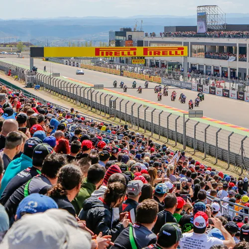 Arranca el Campeonato del Mundo de Superbikes en MotorLand