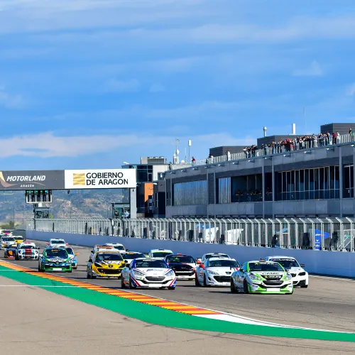 Trepidante jornada inaugural del Racing Weekend en MotorLand Aragón