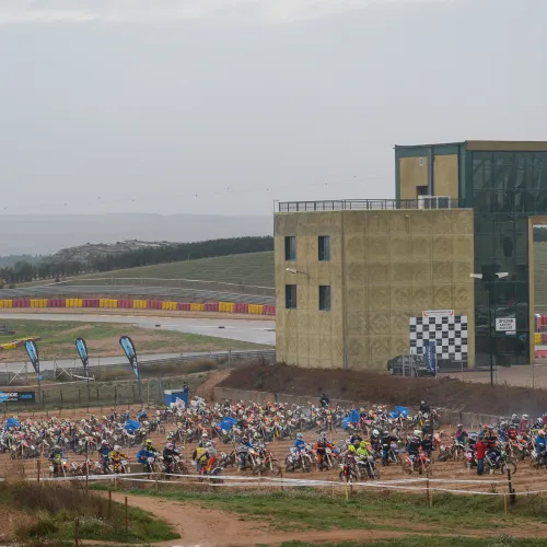 Josep García conquista la MotorLand X-Race, que contó con más de 300 participantes