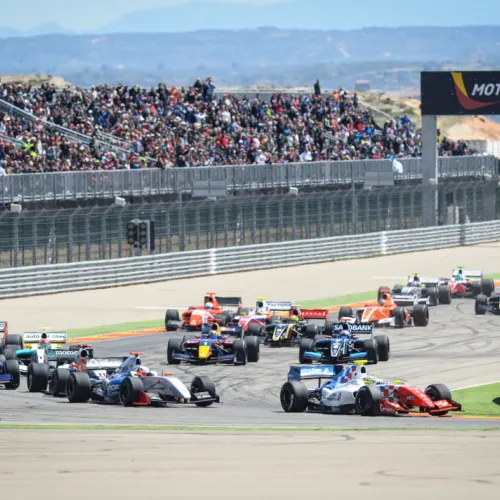Carreras emocionantes y espectáculo en el paddock de MotorLand con la llegada de las World Series
