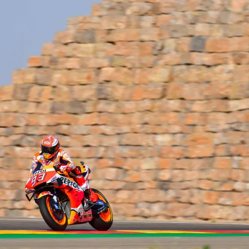 Marc Márquez, Álex Márquez y Aron Canet se llevan las poles en un emocionante sábado del Gran Premio Michelin de Aragón de MotoGP