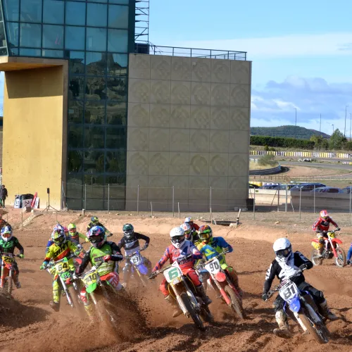 Vibrante jornada en MotorLand con más de 70 pilotos en el Campeonato de Aragón de Motocross