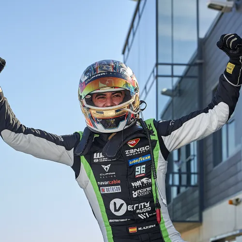 Victorias para Vernay, Azcona y Björk en el WTCR tras un intenso fin de semana en MotorLand