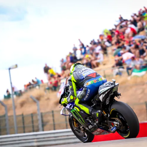 El Campeonato del Mundo de MotoGP vuelve a España en un mes. Esta vez a Motorland Aragón.
