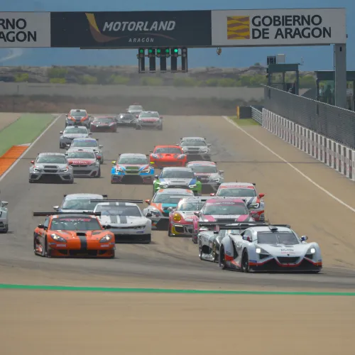 El espectáculo del Campeonato de España de Resistencia conquista MotorLand