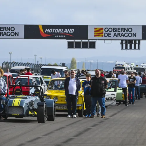 El Classic Festival despide la temporada 2024 en MotorLand Aragón con su tradicional Parade