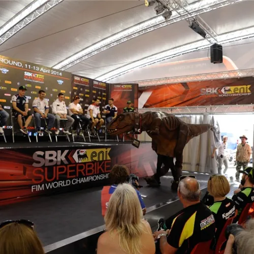 MotorLand ruge en el primer día de actividad de las Superbikes