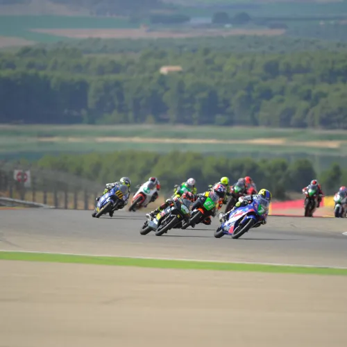El Campeonato de España de Velocidad brinda un gran espectáculo en MotorLand