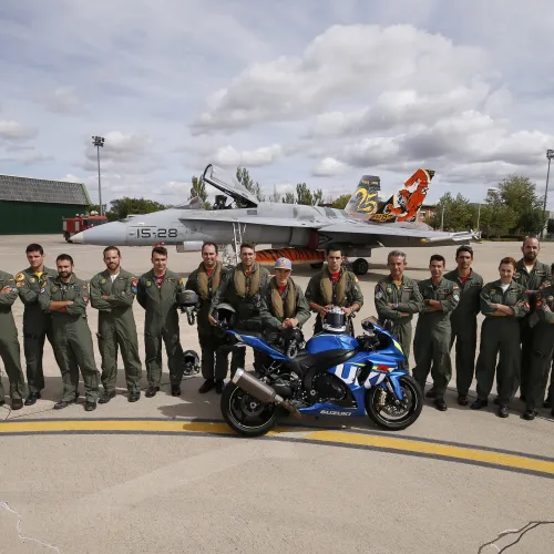 El Gran Premio Movistar de Aragón de MotoGP despega con Maverick Viñales subido a un F18